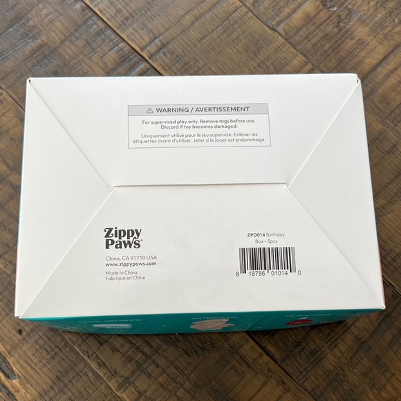 NEW! Zippy Paws Pet Dog Pup Birthday/Celebration Box (Empty) - Picture 4 of 9